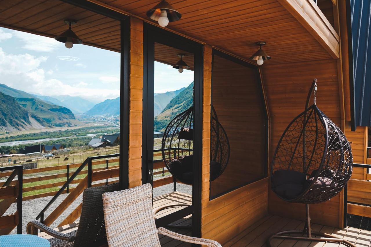 Villa Lonely Mountain Kazbegi Exterior foto