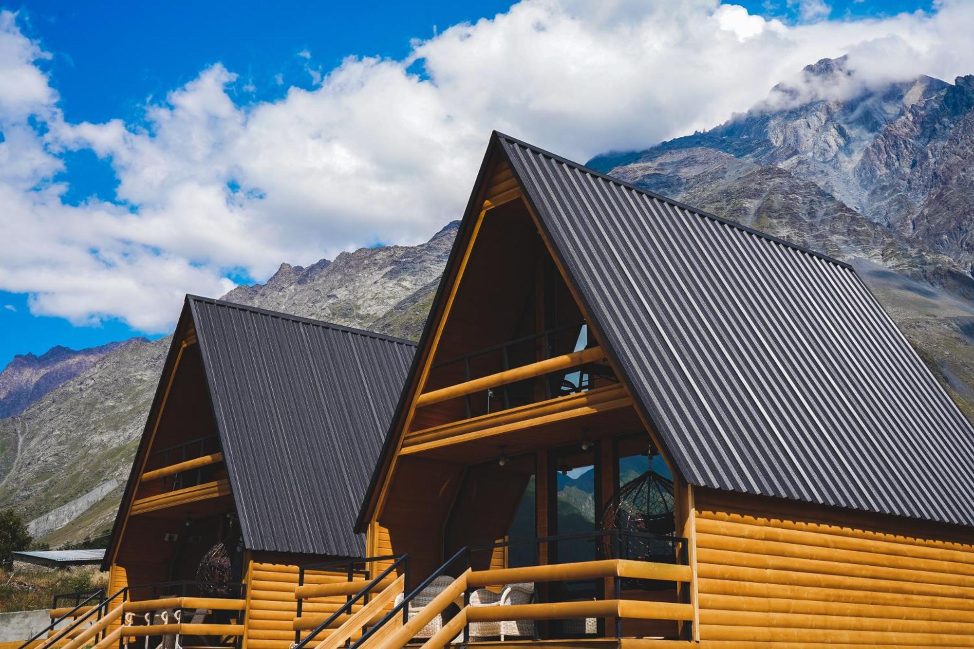 Villa Lonely Mountain Kazbegi Exterior foto